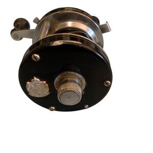 ABU Sweden Ambassadeur 5500C Black High-Speed‎ Baitcaster Reel RH – 1981